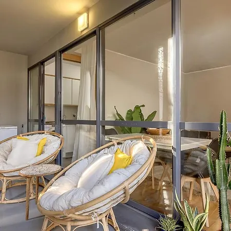 Noir Oriente 1br Апартаменты *