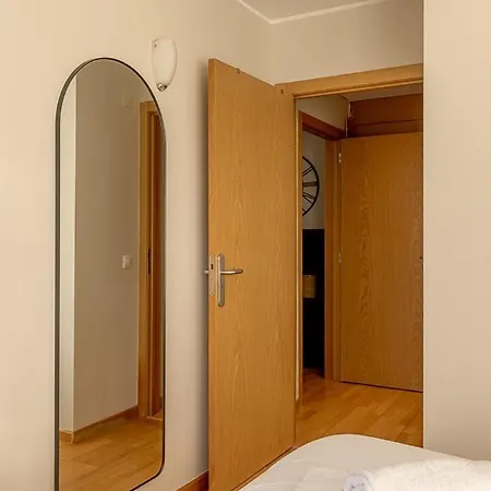 Noir Oriente 1br